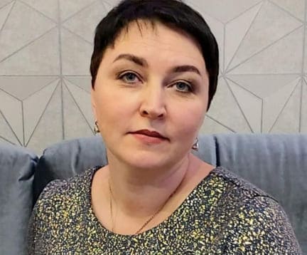 Кобякова Лариса Геннадьевна.